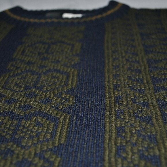 Vintage Cambio Italia Sweater Size Medium Geometric Wool Blend Pullover - Picture 8 of 10